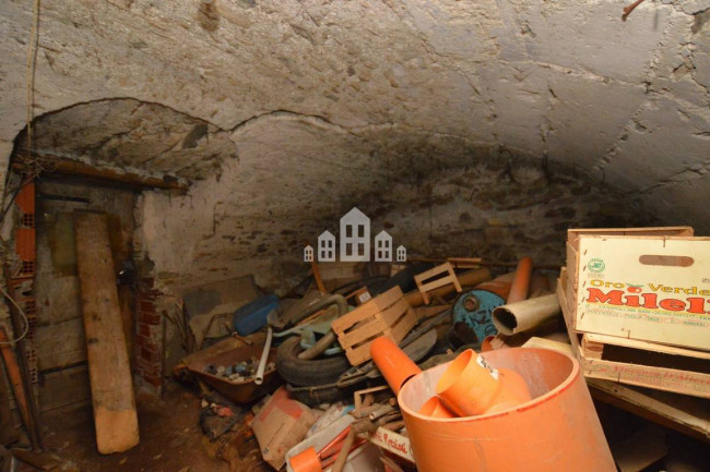 Casa semindipendente in vendita a Traversella