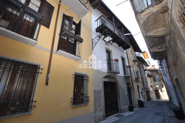 Casa semindipendente in vendita a Cuorgnè