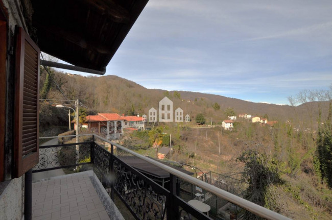 Casa semindipendente in vendita a Castelnuovo Nigra