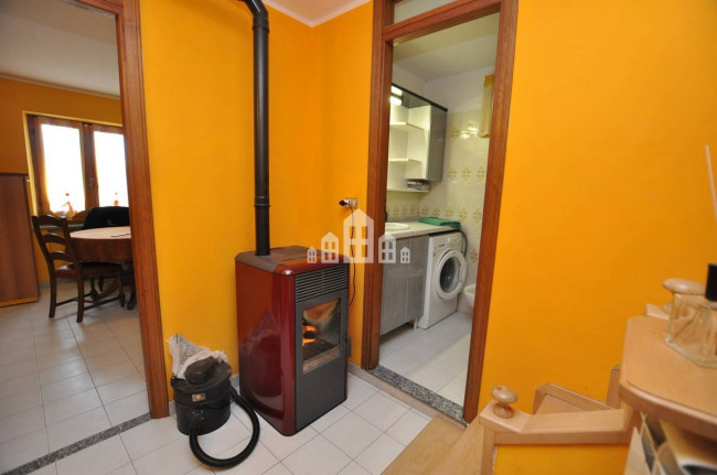 Casa semindipendente in vendita a Castelnuovo Nigra