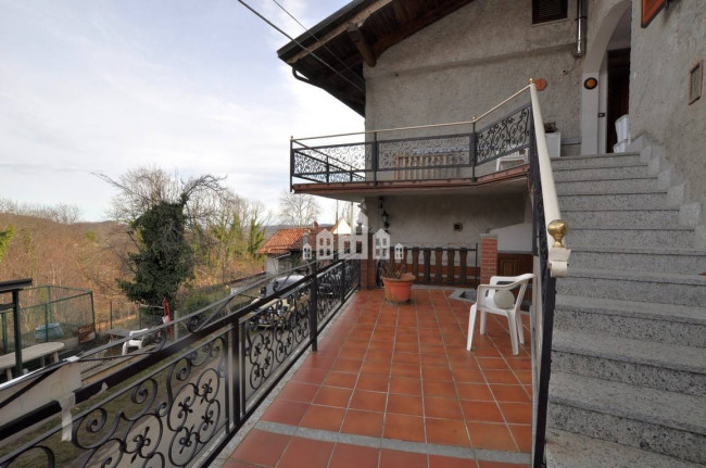 Casa semindipendente in vendita a Castelnuovo Nigra