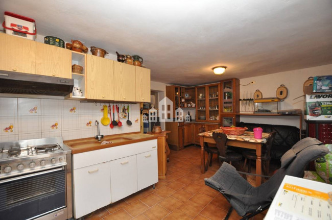 Casa semindipendente in vendita a Castelnuovo Nigra