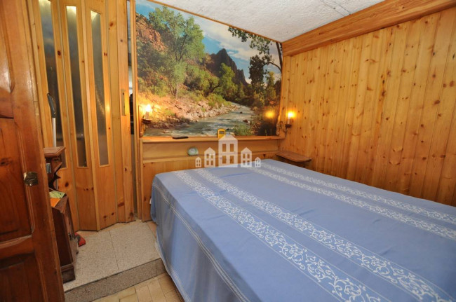 Casa semindipendente in vendita a Castelnuovo Nigra