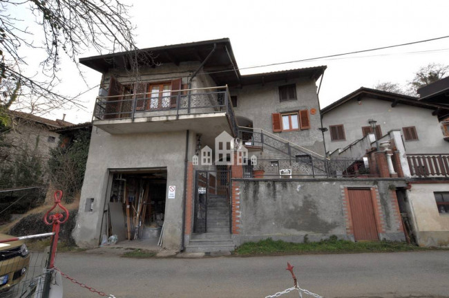 Casa semindipendente in vendita a Castelnuovo Nigra