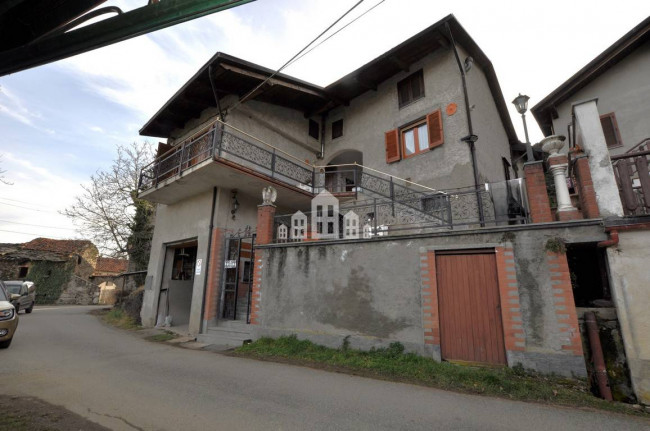 Casa semindipendente in vendita a Castelnuovo Nigra