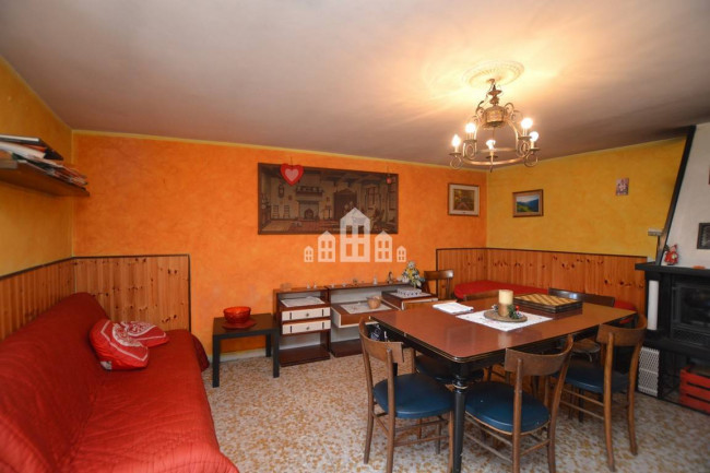 Appartamento in vendita a Traversella