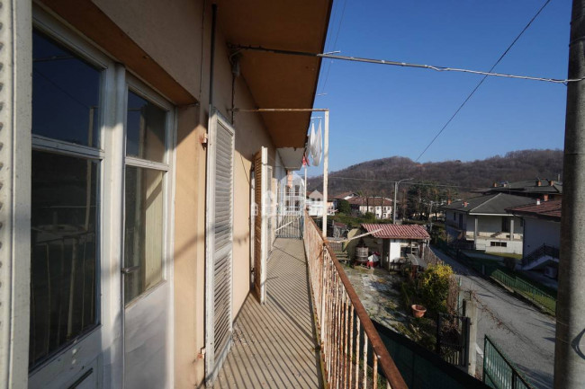 Casa semindipendente in vendita a San Colombano Belmonte