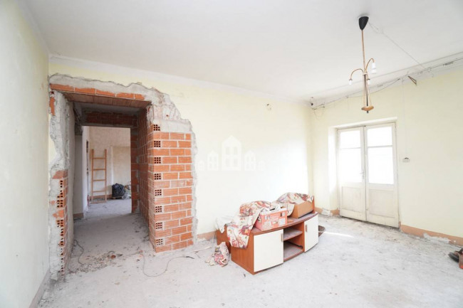 Casa semindipendente in vendita a San Colombano Belmonte
