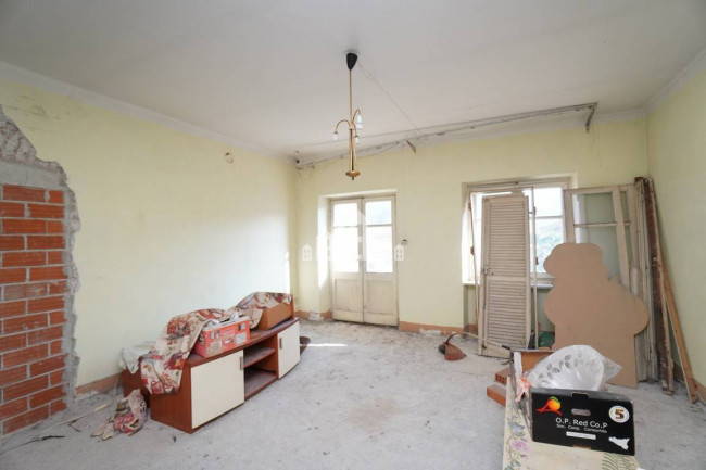 Casa semindipendente in vendita a San Colombano Belmonte