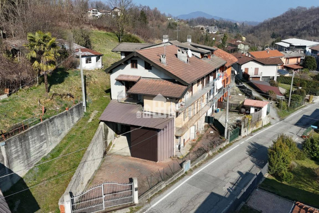 Casa semindipendente in vendita a San Colombano Belmonte