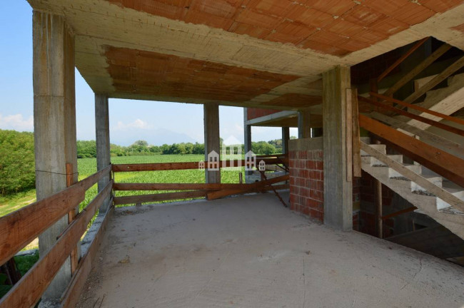 Casa semindipendente in vendita a Strambino