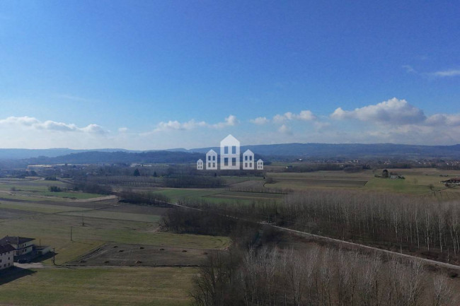 Casa semindipendente in vendita a Strambino
