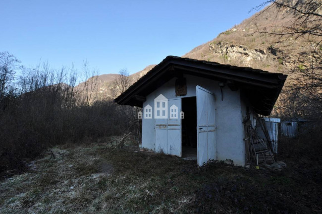 Deposito in vendita a Pont-Canavese