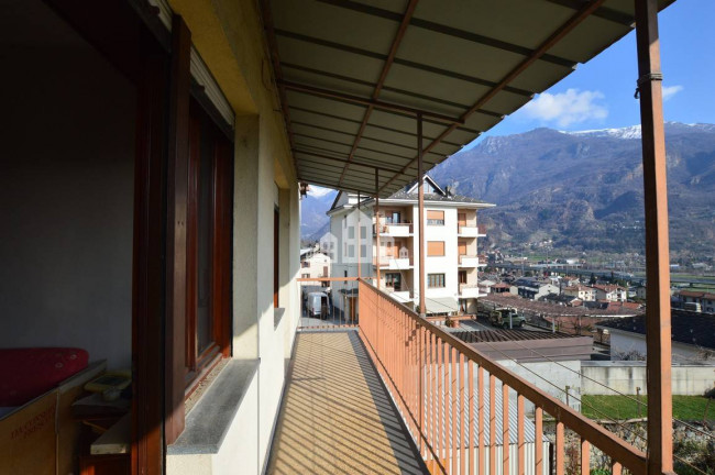 Appartamento in vendita a Quincinetto