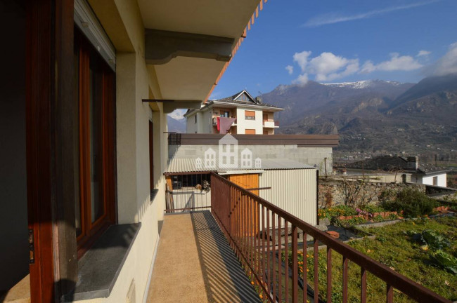 Appartamento in vendita a Quincinetto