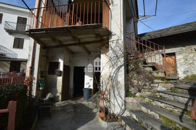 Appartamento in vendita a Valchiusa