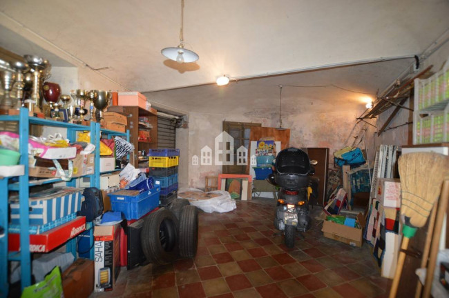 Appartamento in vendita a Valchiusa