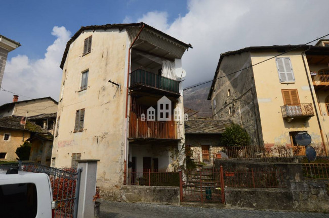 Appartamento in vendita a Valchiusa
