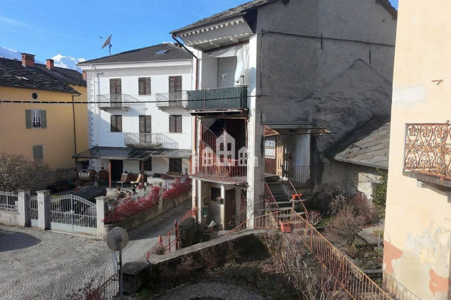 Appartamento in vendita a Valchiusa