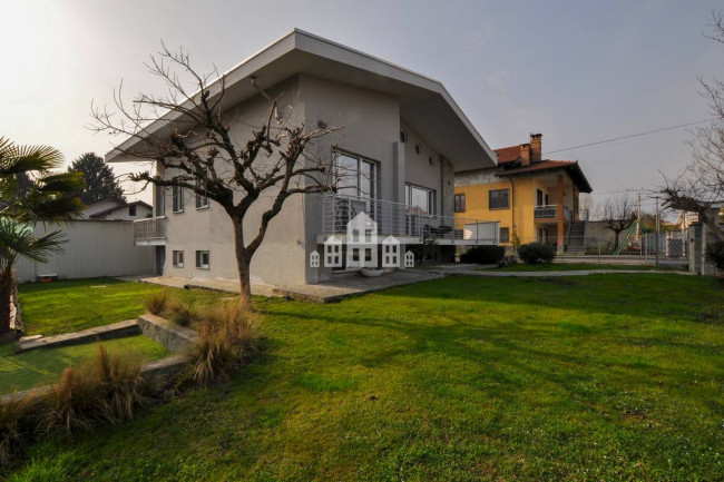 Villa in vendita a Rivarolo Canavese