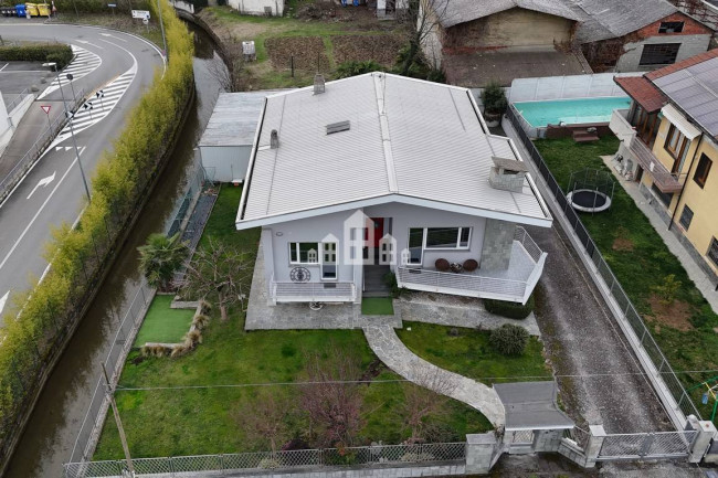 Villa in vendita a Rivarolo Canavese