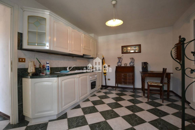 Casa semindipendente in vendita a Val di Chy