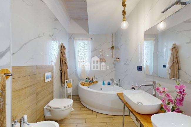 Detached house for sale in Cuorgnè