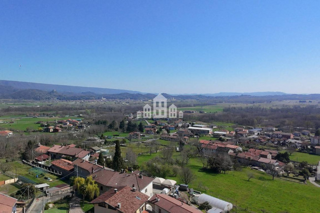Casa semindipendente in vendita a Lessolo