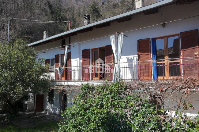 Casa semindipendente in vendita a Lessolo