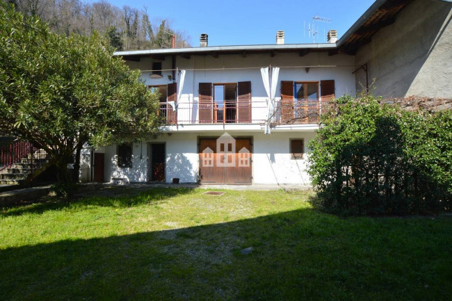 Casa semindipendente in vendita a Lessolo