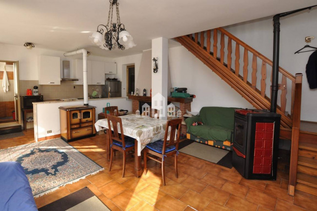 Casa semindipendente in vendita a Locana