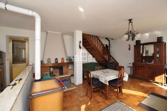 Casa semindipendente in vendita a Locana