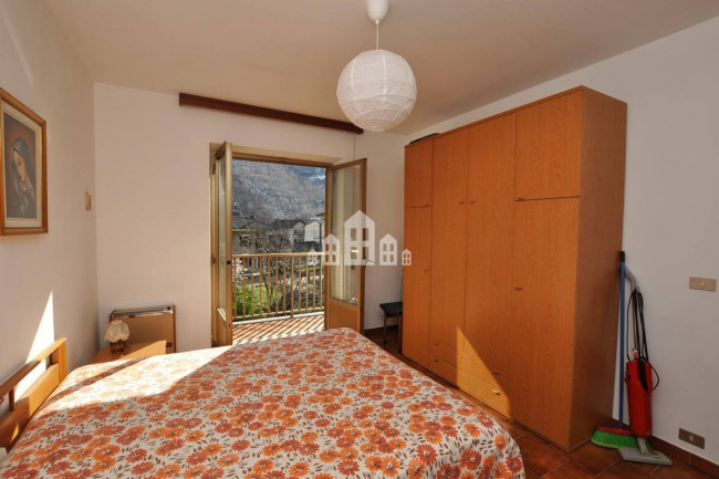 Casa semindipendente in vendita a Locana