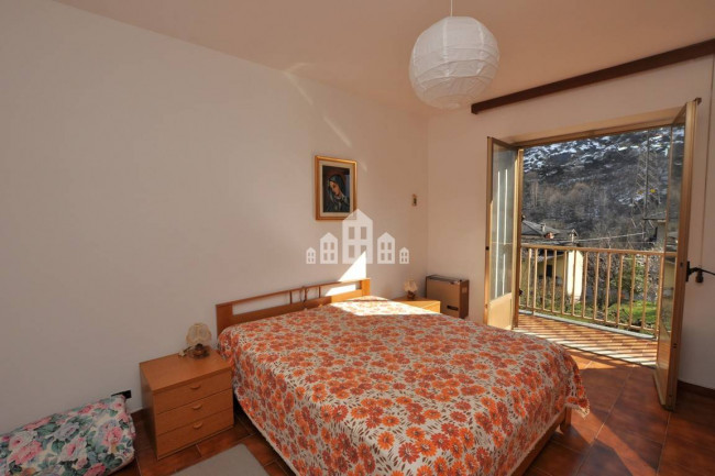 Casa semindipendente in vendita a Locana