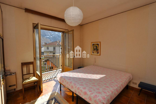 Casa semindipendente in vendita a Locana