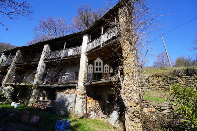 Rustico in vendita a Chiesanuova