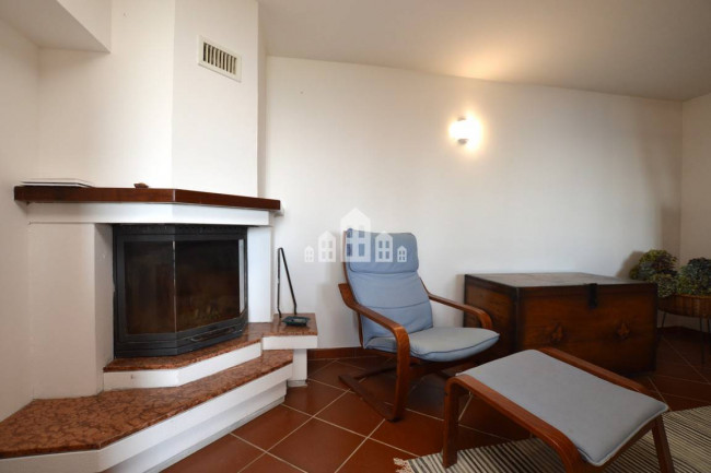 Casa semindipendente in vendita a Valchiusa