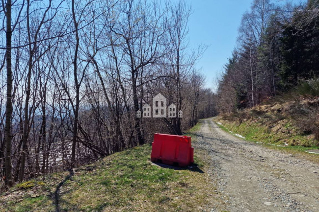 Casa semindipendente in vendita a Valchiusa