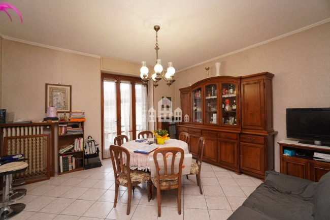 Casa semindipendente in vendita a Valperga