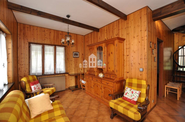 Casa indipendente in vendita a Alpette