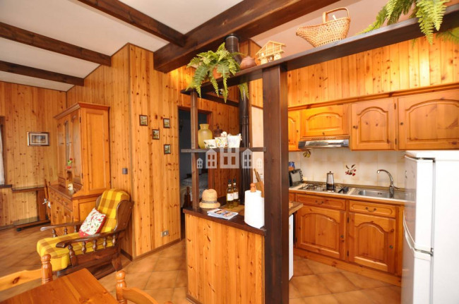 Casa indipendente in vendita a Alpette