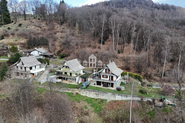 Casa indipendente in vendita a Alpette