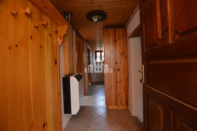 Casa semindipendente in vendita a Arnad