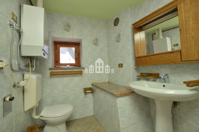 Casa semindipendente in vendita a Arnad