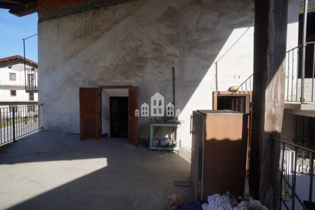 Casa semindipendente in vendita a Locana