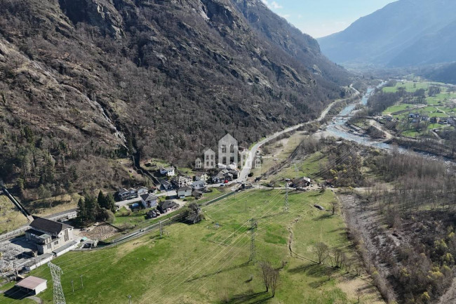 Casa semindipendente in vendita a Locana