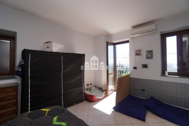Casa semindipendente in vendita a Chiesanuova