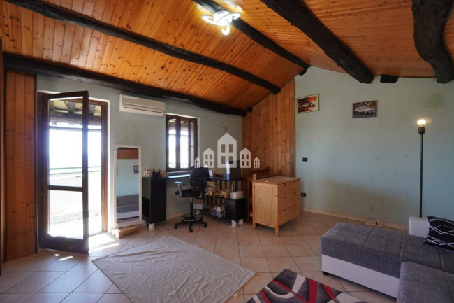 Casa semindipendente in vendita a Chiesanuova
