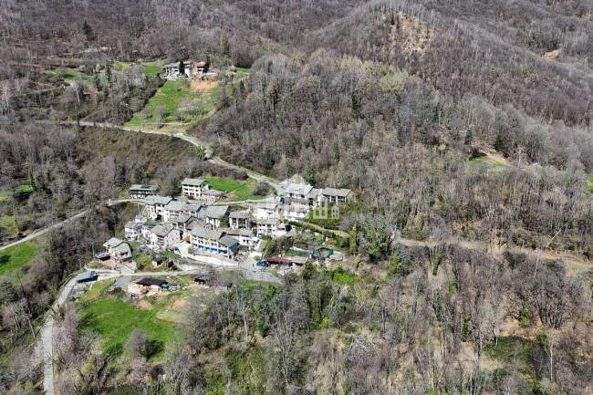Casa semindipendente in vendita a Chiesanuova