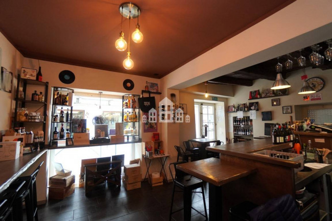 Attività commerciale in vendita a Rivarolo Canavese